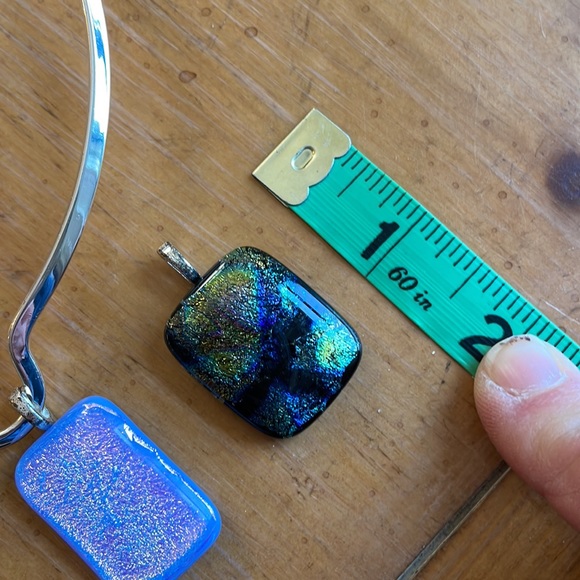 Silver tone choker with two glass? Pendants. Not sterling. - Picture 2 of 4